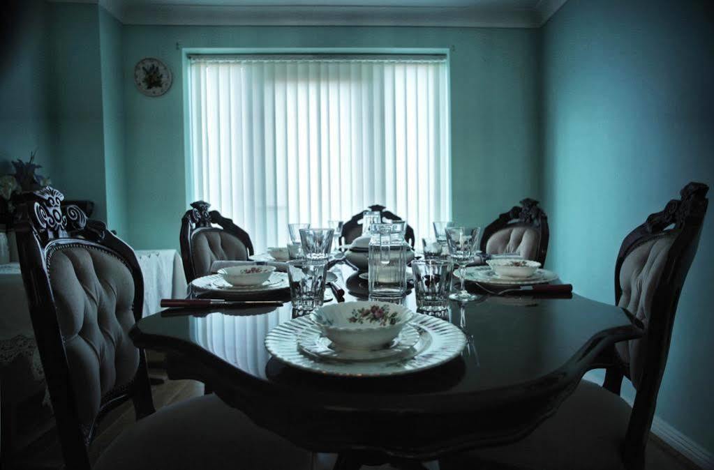 Newhaven House Bed & Breakfast ภายนอก รูปภาพ