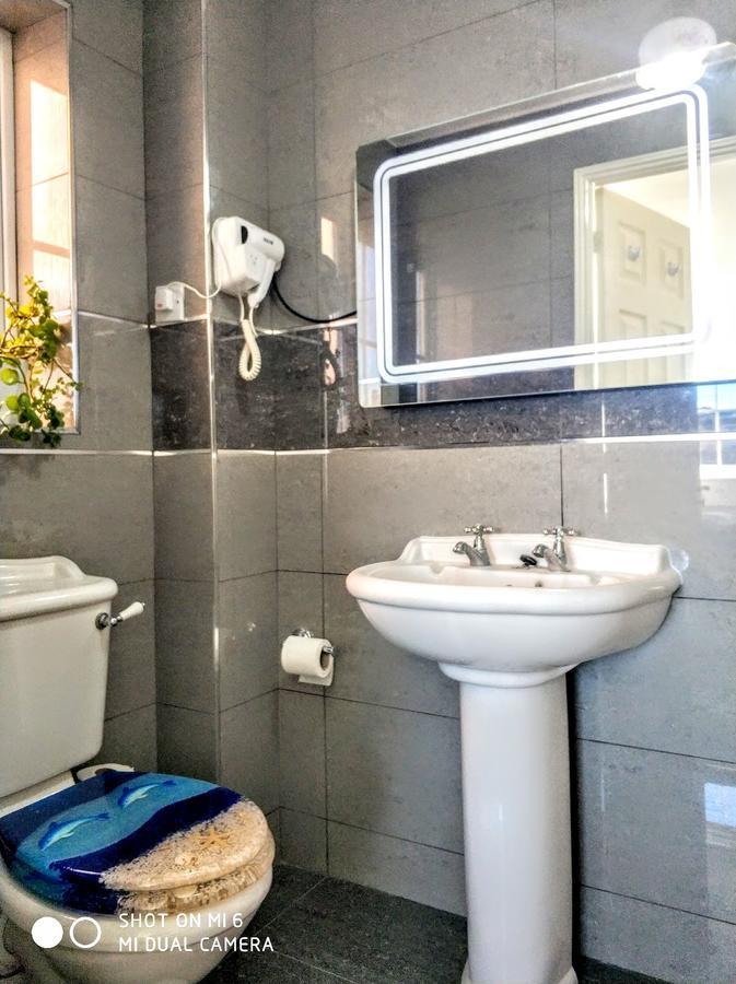 Newhaven House Bed & Breakfast ภายนอก รูปภาพ